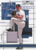 2004 Donruss Timelines Material #17 Greg Maddux Jersey Relic 