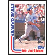 1982 Topps #180 Steve Garvey In Action