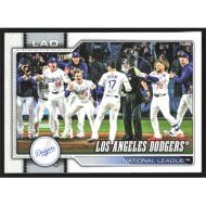 2026 Topps #256 Los Angeles Dodgers Team Card